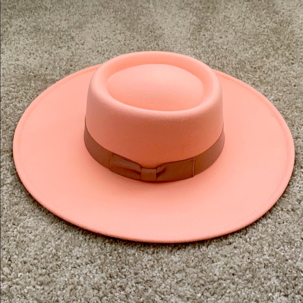NWT Wide Brim Hat